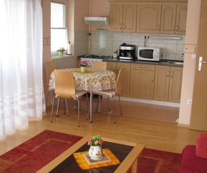 Estella Apartman Heviz Hungary