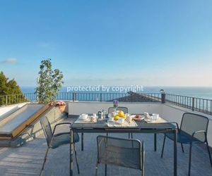 Luxury Penthouse Sea View Corniglia Italy