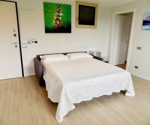 Lake Como view Apartment Como Italy