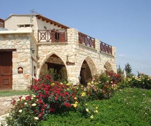 Villa for rent in MILIOU close to Lachi & Peyia Miliou Cyprus