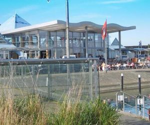 Ferienhaus mit viel Platz in Strandnaehe Damp Germany