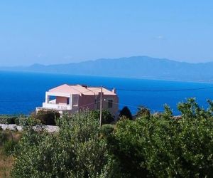 2-floor house with view Kyparissia Greece