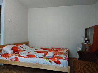 Однокомнатная квартира на Байкова 5, рядом с РНИИТО Вредена