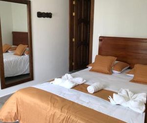 40 Amigos Hotel Jardin Colombia