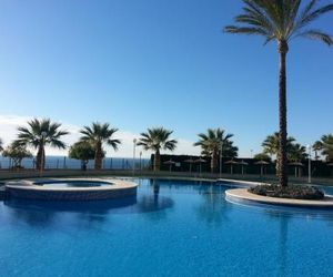 Bajo con jardin WIFI junto al mar Cabo Roig Spain