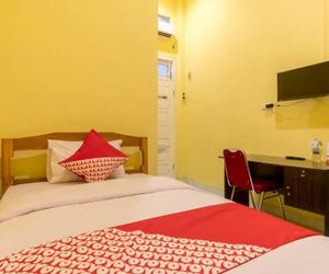 OYO 447 Hutasimo Residence Medan Indonesia