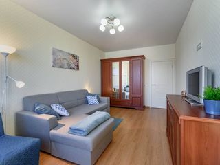 Bright panoramic flat.Уютная квартира с панорамой