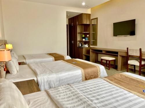 Hotel Photo 12