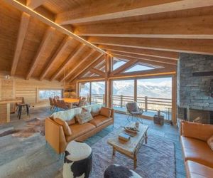 Oak Tree Chalet - on the ski slope - luxury! Nendaz Switzerland
