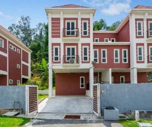 Triple Storey Semi-D Sepang Malaysia