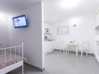 Apartments on Drovyanoy,7