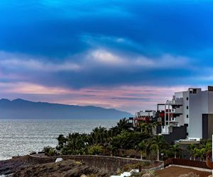 Cozy 2 Bedroom Apartment Playa Paraiso Adeje Spain