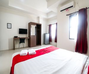 RedDoorz near Caribbean Waterpark Balikpapan Indonesia