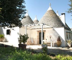 I Trulli dellAia in Santalachicca Farm Martina Franca Italy