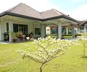 Lot 4 PD Villa Kampong Telok Malaysia