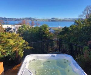 Bayview Lake Taupo Taupo New Zealand