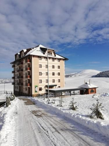Hotel Photo 11