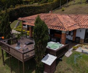 CASA DE CAMPO,EL PEÑOL,GUATAPE Guatape Colombia