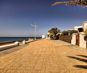 Blue ocean apartment in Lanzarote Playa del Cable Spain