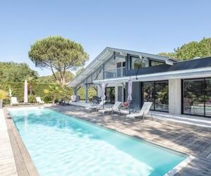Ref 111 Seignosse, Villa de standing 4 étoiles avec piscine chauffée et Wifi au calme sur terrain 1100m2 Seignosse France