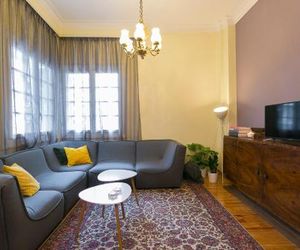 #FLH - Authentic Retro Flat in City Center Thessaloniki Greece