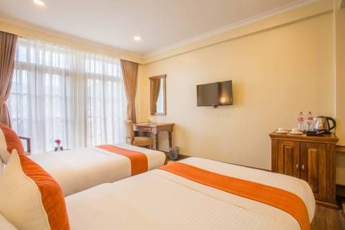 Hotel Photo 8