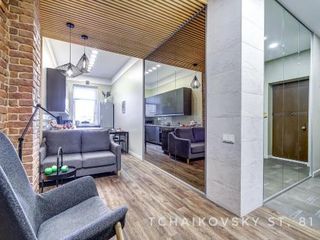 Ryss' Apts on Tchaikovski 50&81