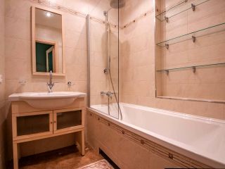 Flat by Novocherkasskaya Metro + eng/fr