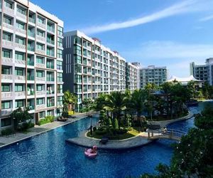 Dusit Grand Park Pool View Room Jomtien Beach Thailand