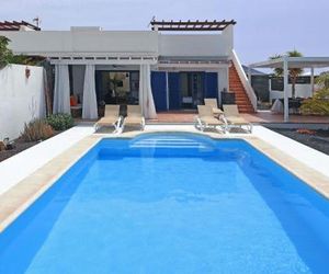 Villa Laura Playa Blanca Spain