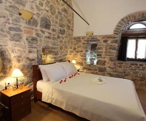 STOES Traditional Suites Mesta Greece