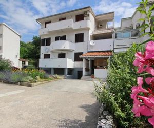 Apartments Karamarko Baska Croatia