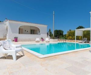 Villa, Trulli e piscina nel cuore della Valle dItria Ostuni Italy