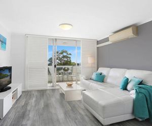 Bright Enviably Located Lifestyle Apartment SUTH1 St. Leonards Australia