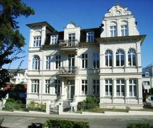 Siegemund_ Villa To Hus_ Apparteme Heringsdorf Germany
