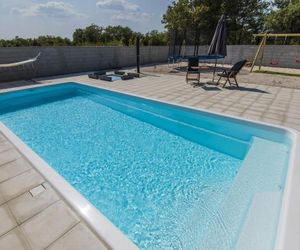 Beautiful Villa with a Private Swimming Pool in Brisevo Murvica Croatia