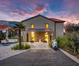 Tarari Luxury Apartment Baska Croatia
