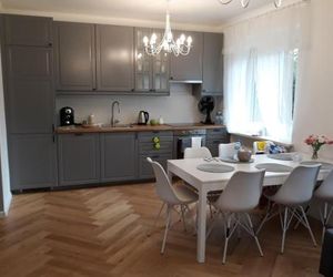 2 Bedroom City Center Apartment Katowice Poland