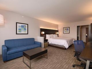 Hotel pic Holiday Inn Express & Suites - Tulsa Downtown - Arts District, an IHG 