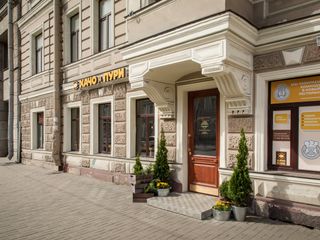 Отель "VOX Hotel"