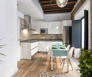 Chezmoihomes Central Ethnic style apartment Granada Spain