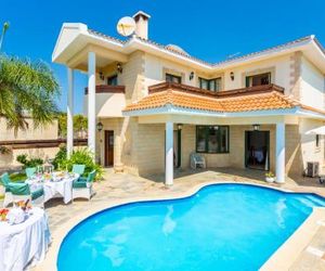 Villa Charianna Pomos Cyprus