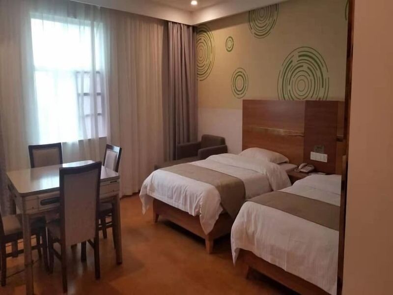 Hotel Photo 6