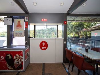 OYO 12249 Hotel Meghna Food Studio