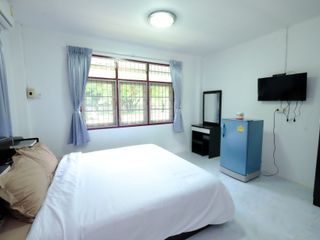 Hotel pic Tamarind Resort