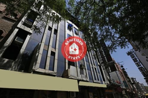 OYO 13277 Hotel Neelam Palace
