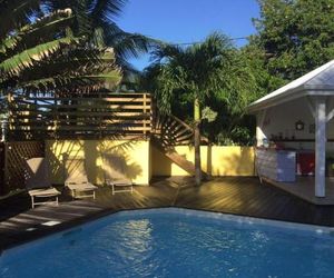 ti case gwada location Sainte Anne Guadeloupe