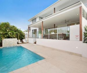 Deluxe on Water Broadbeach Australia