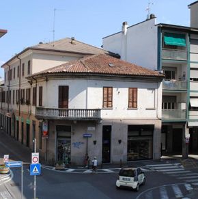 NearBy Hotel