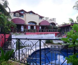 Ang Tahanan Ni Aling Meding Hotel And Restaurant Santo Tomas Philippines